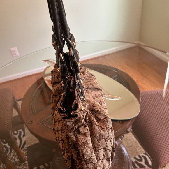 Gucci Shoulder Bag - Picture 4 of 15